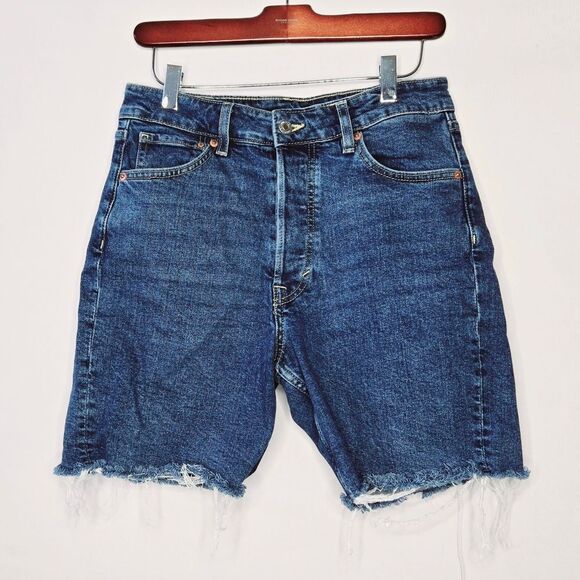 Women's H&M High Waist Bermuda Cut-off Denim Jeans Shorts Button Fly Size 8 - Picture 1 of 7